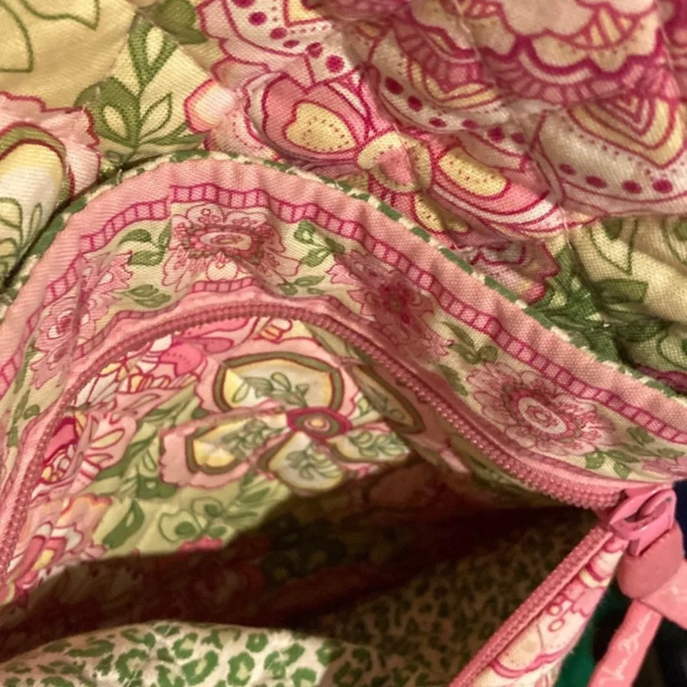 Vera Bradley Purse - Picture 4 of 11